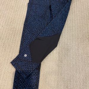 Lululemon Crop 21”